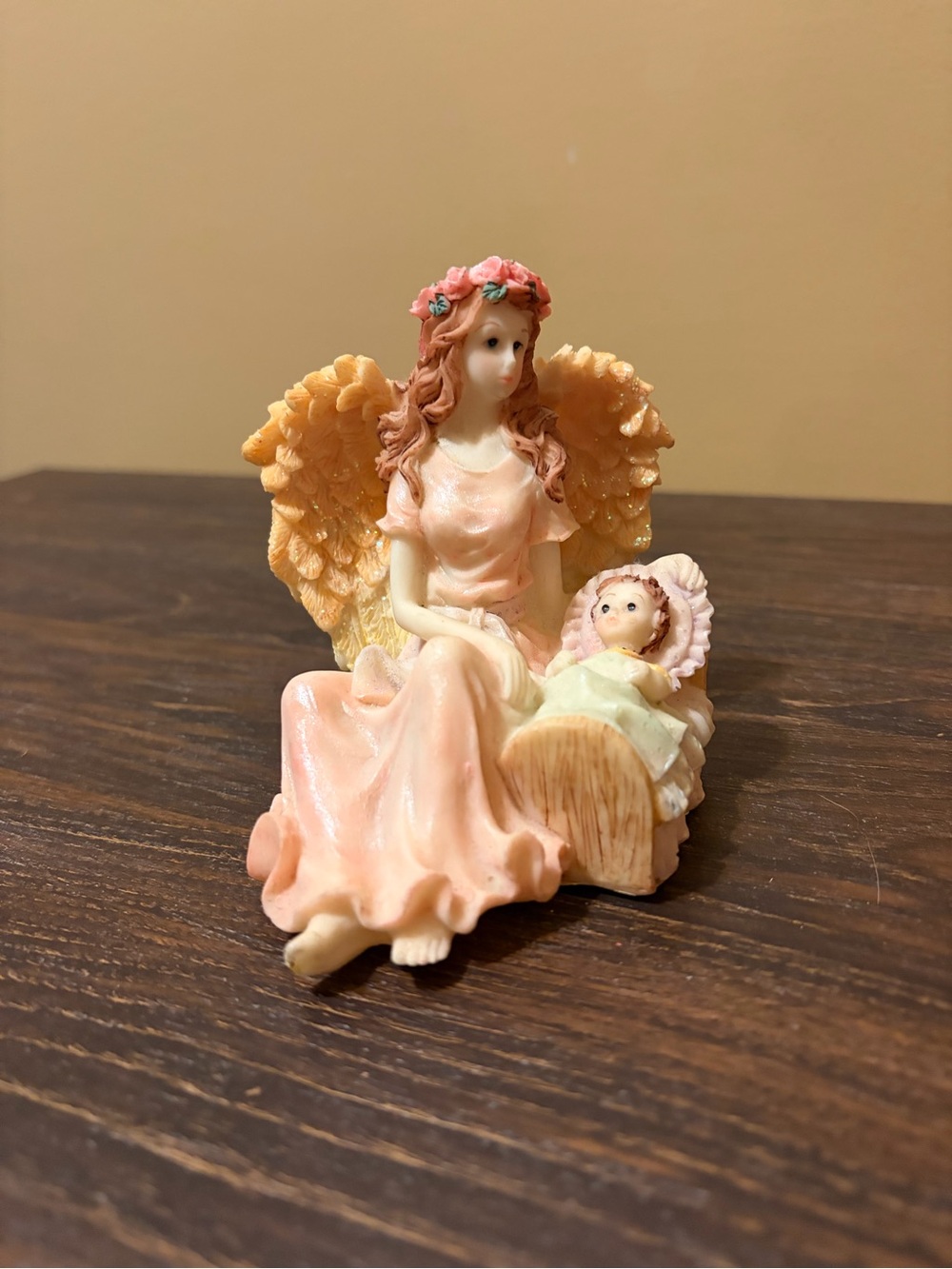 Peach and Cream Angel Figurine with Child – Decorative Resin Statue
